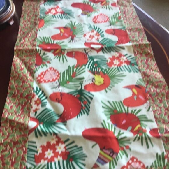 Handmade Red Birds Holiday Runner - Picture 2 of 5